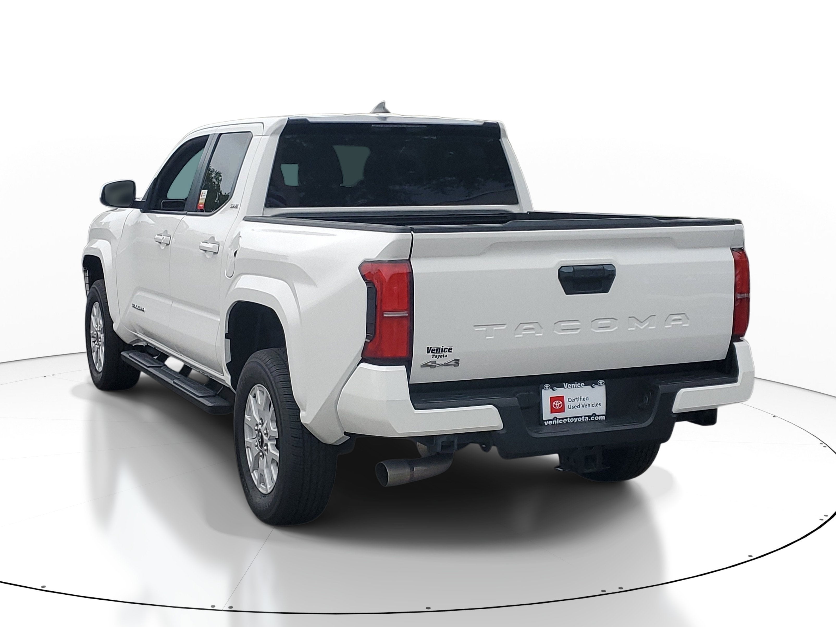 2024 Toyota Tacoma 4WD SR5