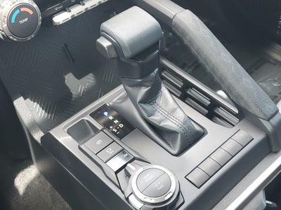 2025 Toyota Tacoma 4WD SR5