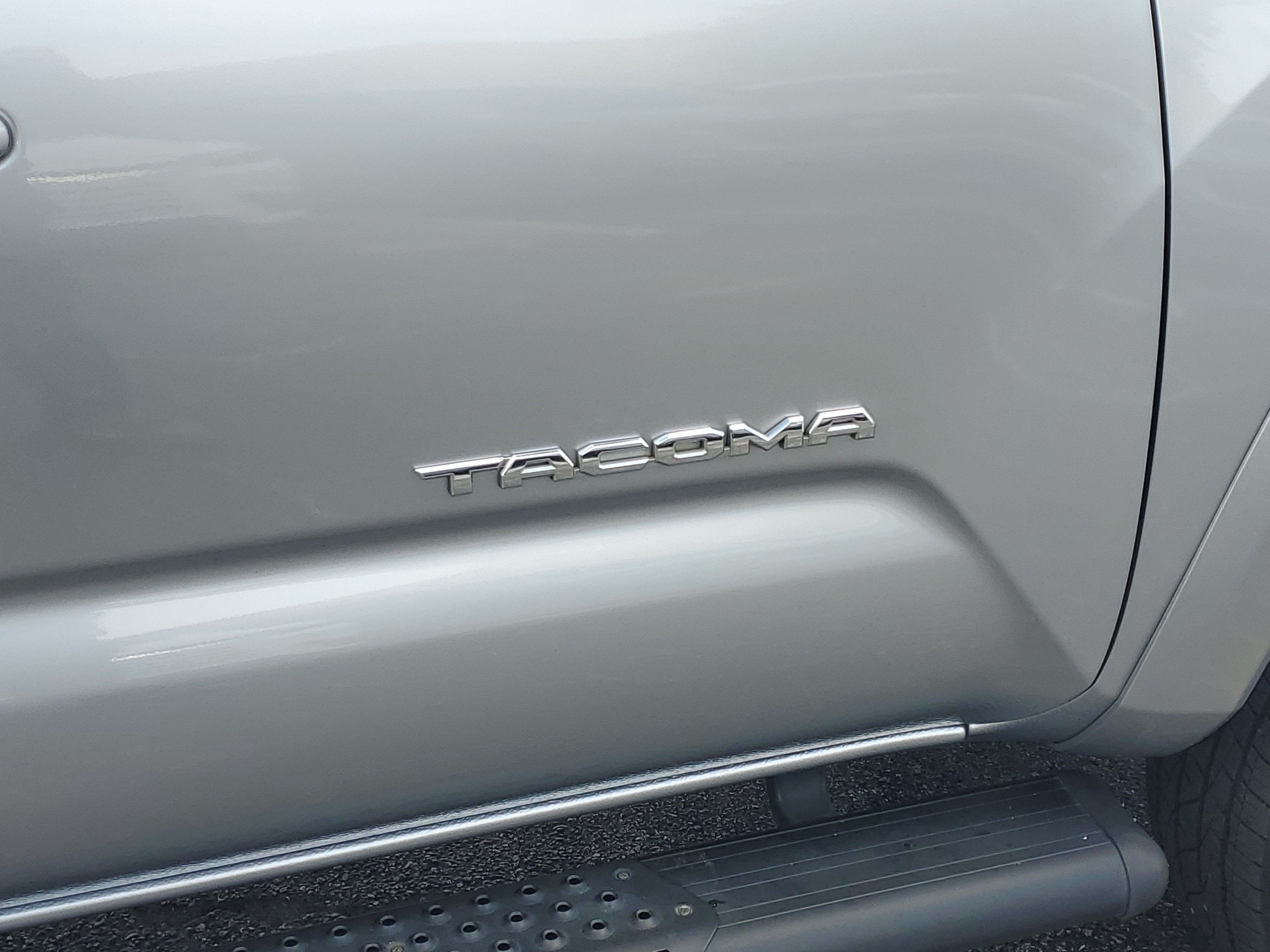 2022 Toyota Tacoma 4WD SR5