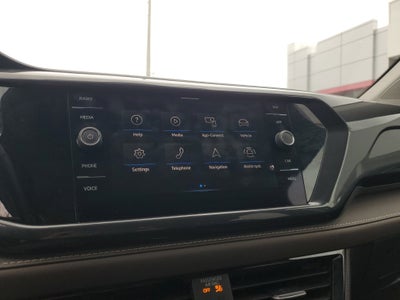 2024 Volkswagen Taos SEL