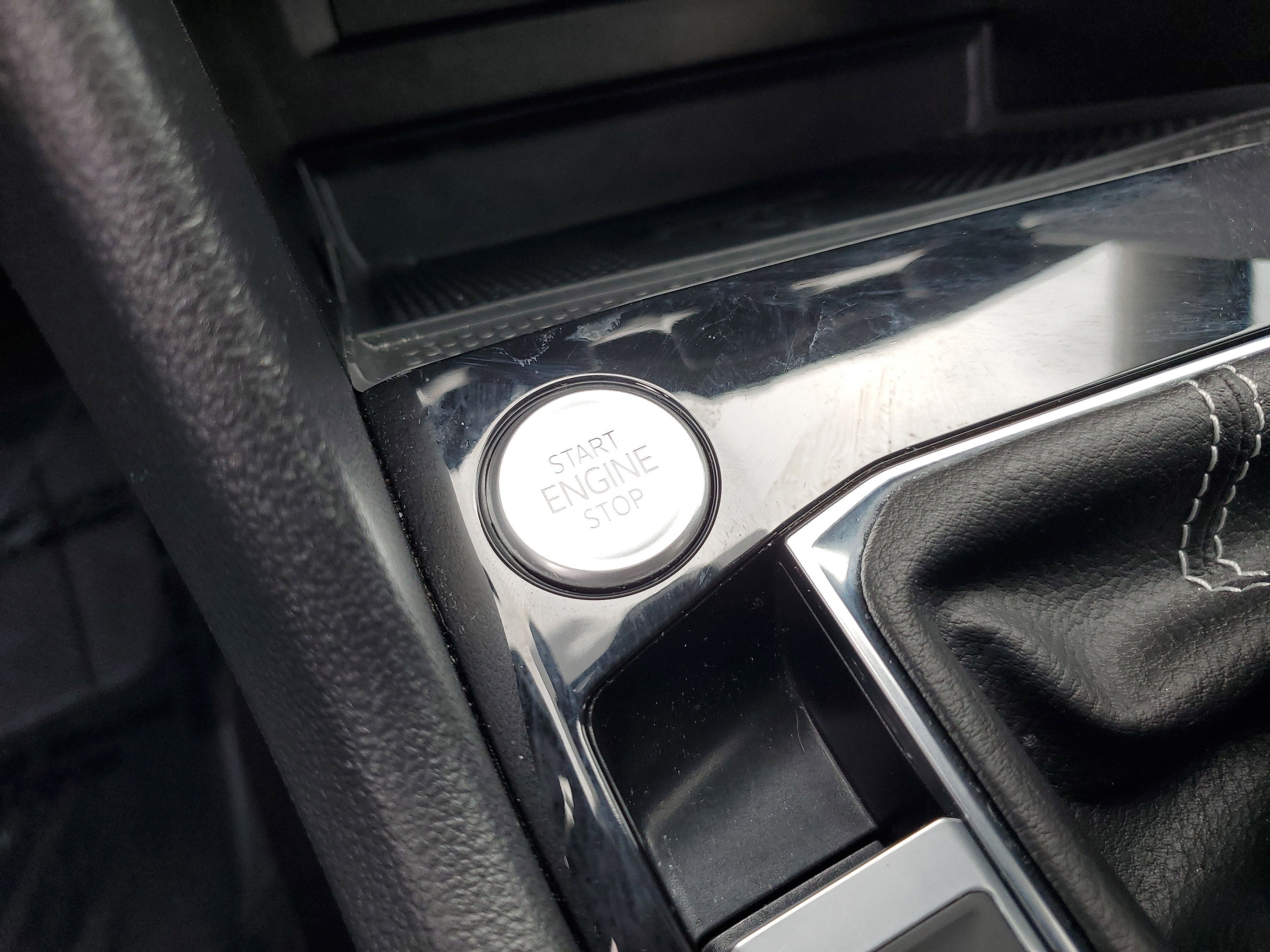 2024 Volkswagen Taos SEL