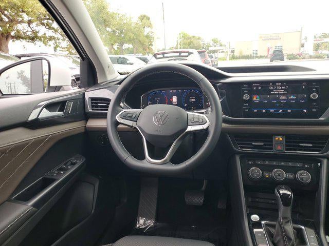 2024 Volkswagen Taos SEL
