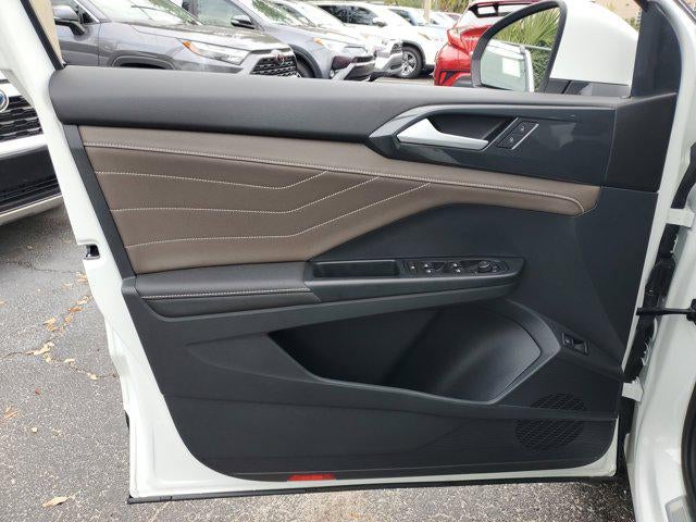 2024 Volkswagen Taos SEL