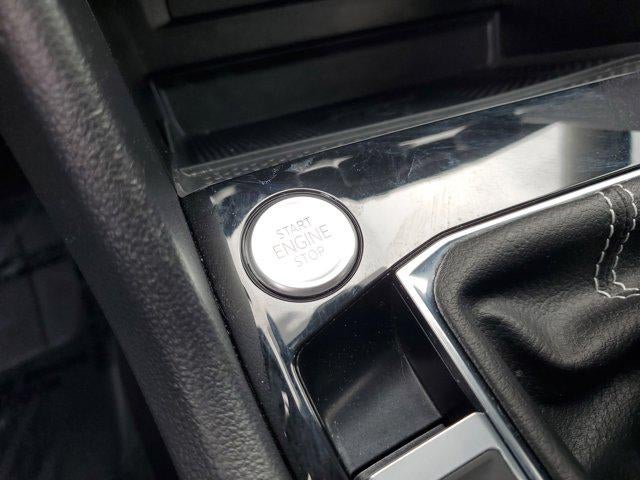 2024 Volkswagen Taos SEL