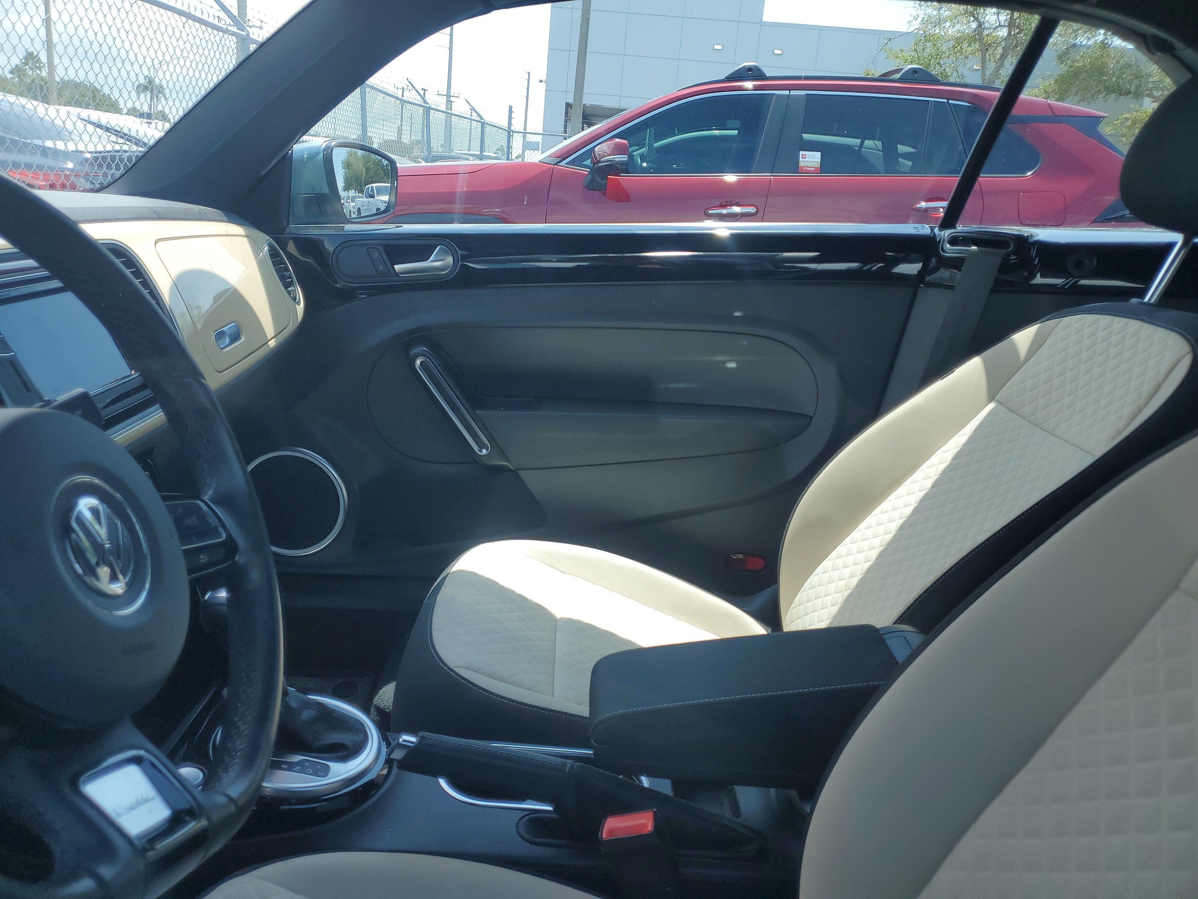 2019 Volkswagen Beetle Convertible S