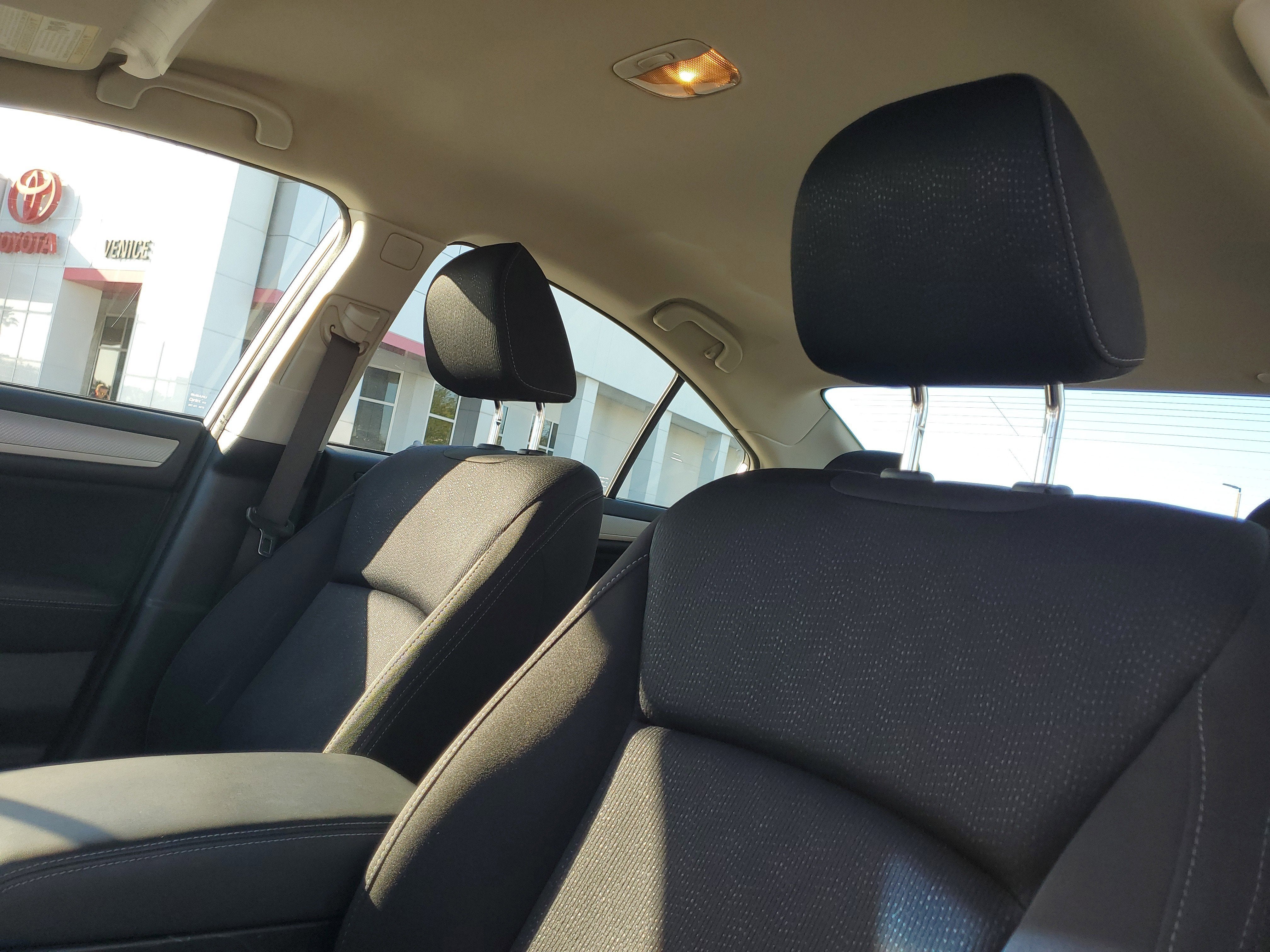 2015 Subaru Legacy 2.5i Premium