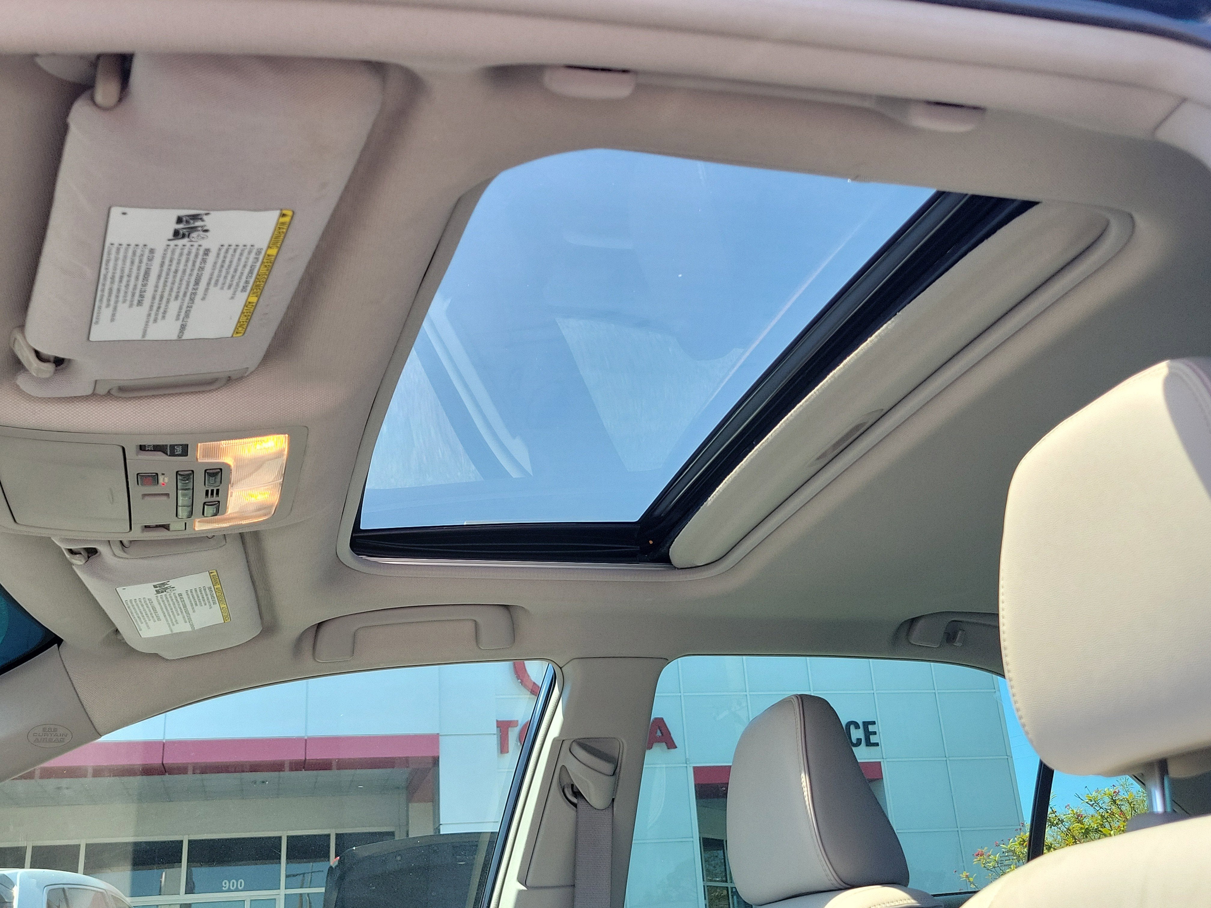 2017 Toyota Camry Hybrid LE