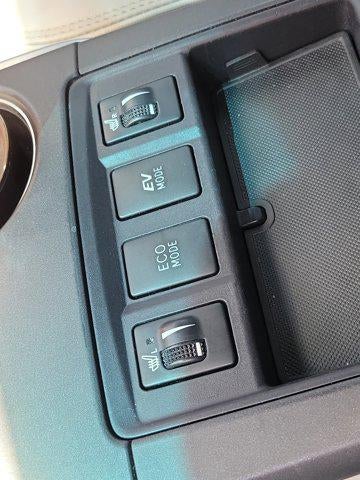 2017 Toyota Camry Hybrid LE