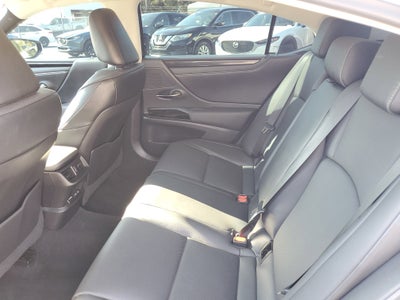 2022 Lexus ES ES 300h