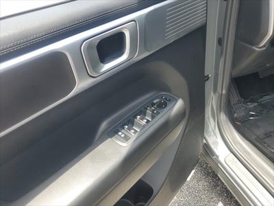 2024 Hyundai Santa Fe SE