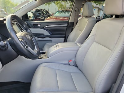 2018 Toyota Highlander Limited Platinum