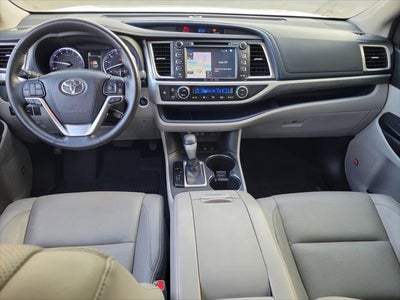 2018 Toyota Highlander Limited Platinum