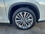 2022 Toyota Highlander Hybrid Platinum