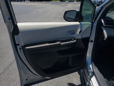2023 Toyota Sienna Platinum