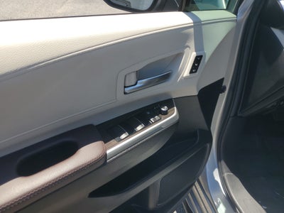 2023 Toyota Sienna Platinum