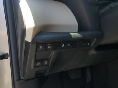 2023 Toyota Sienna Platinum