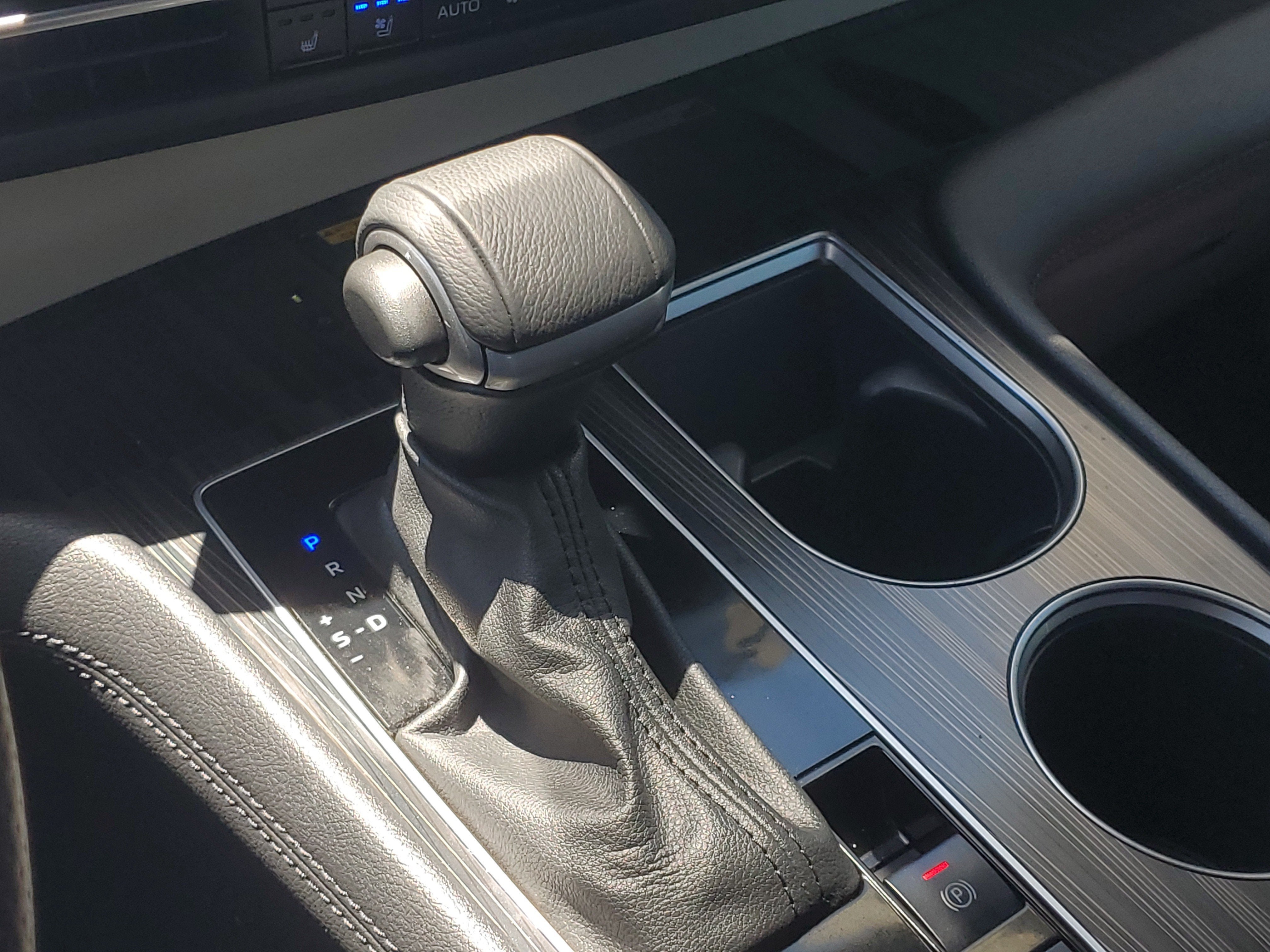 2023 Toyota Sienna Platinum