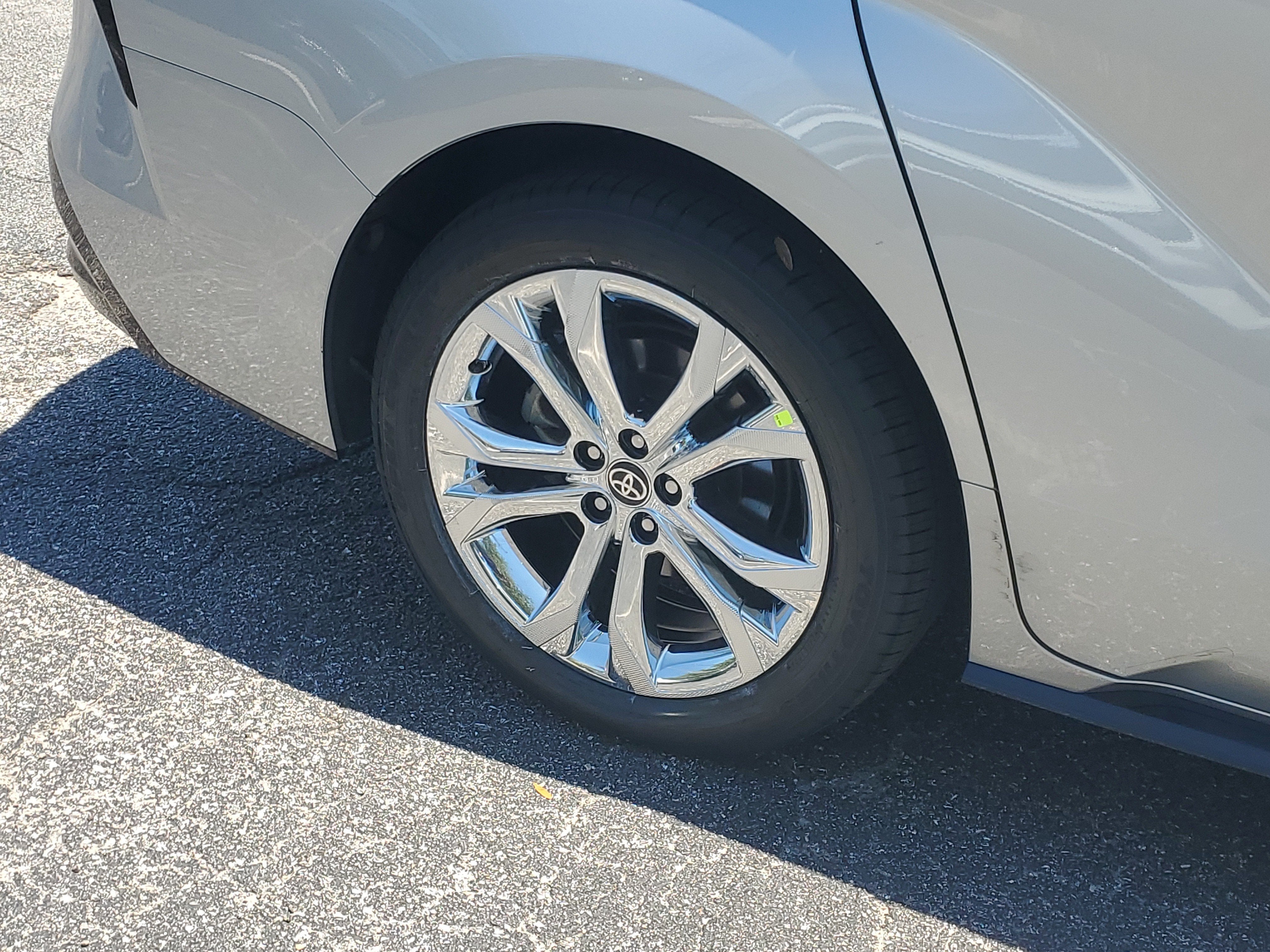 2023 Toyota Sienna Platinum