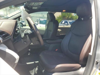 2023 Toyota Sienna Platinum
