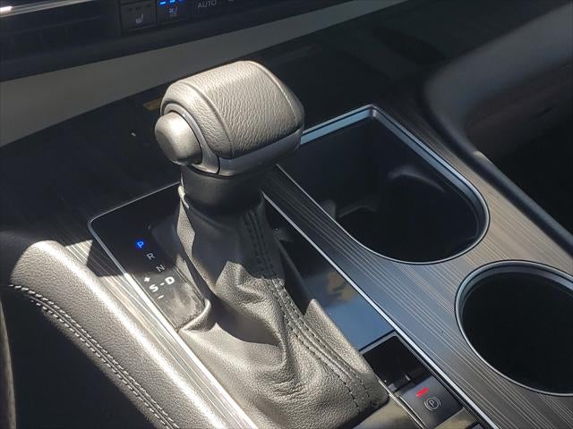 2023 Toyota Sienna Platinum