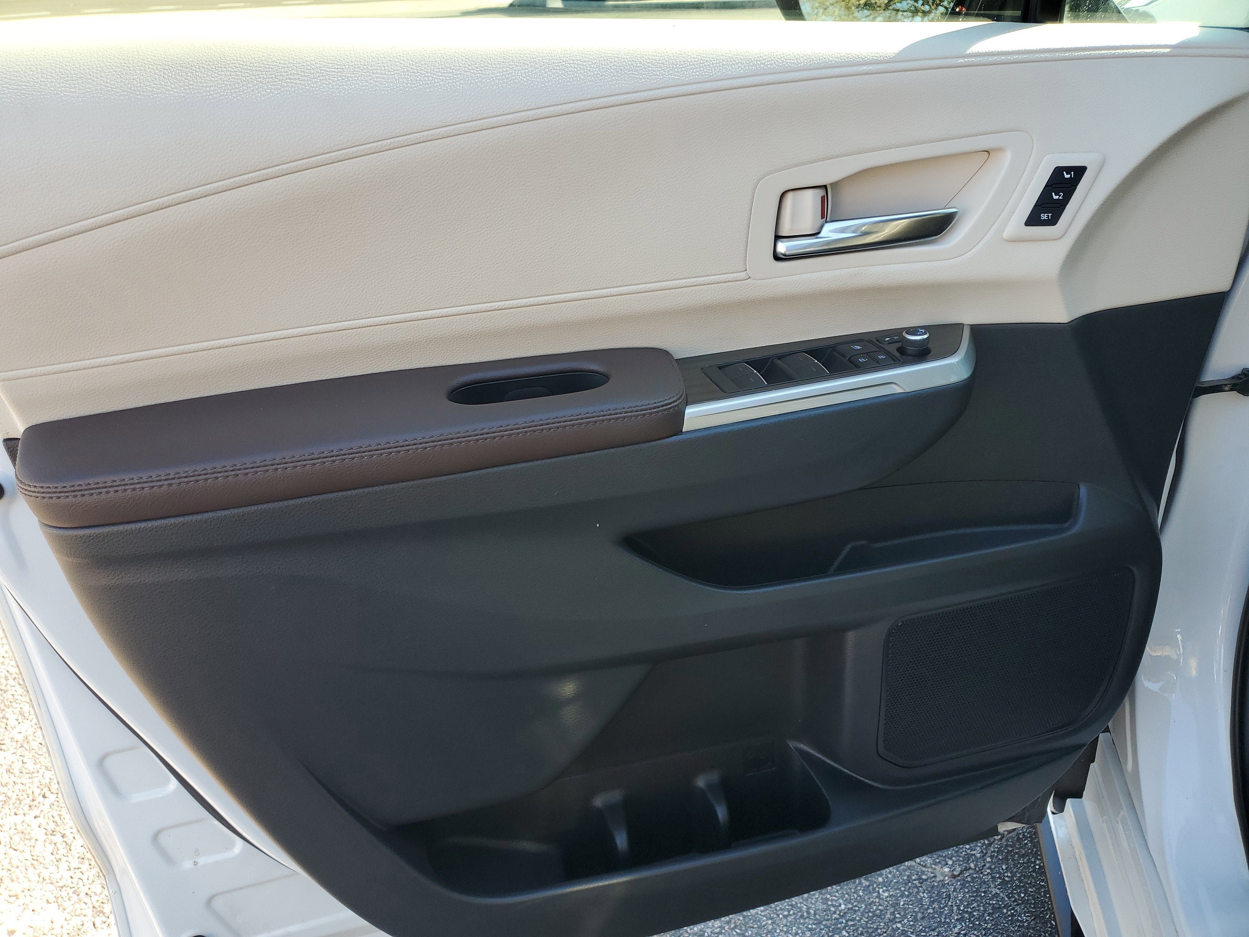 2022 Toyota Sienna Platinum