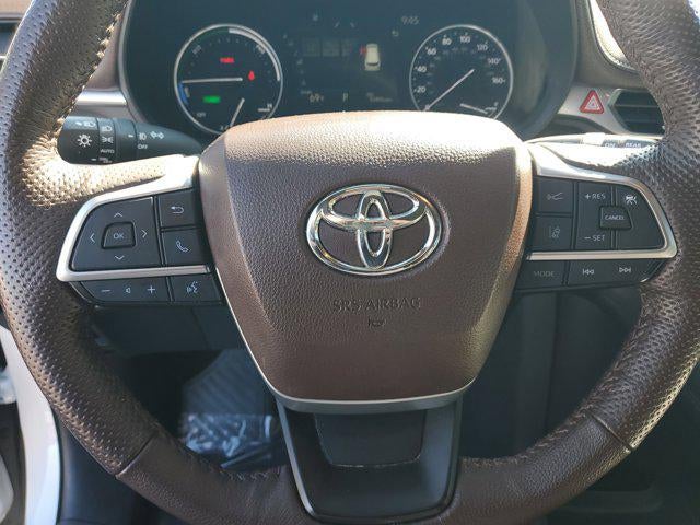 2022 Toyota Sienna Platinum