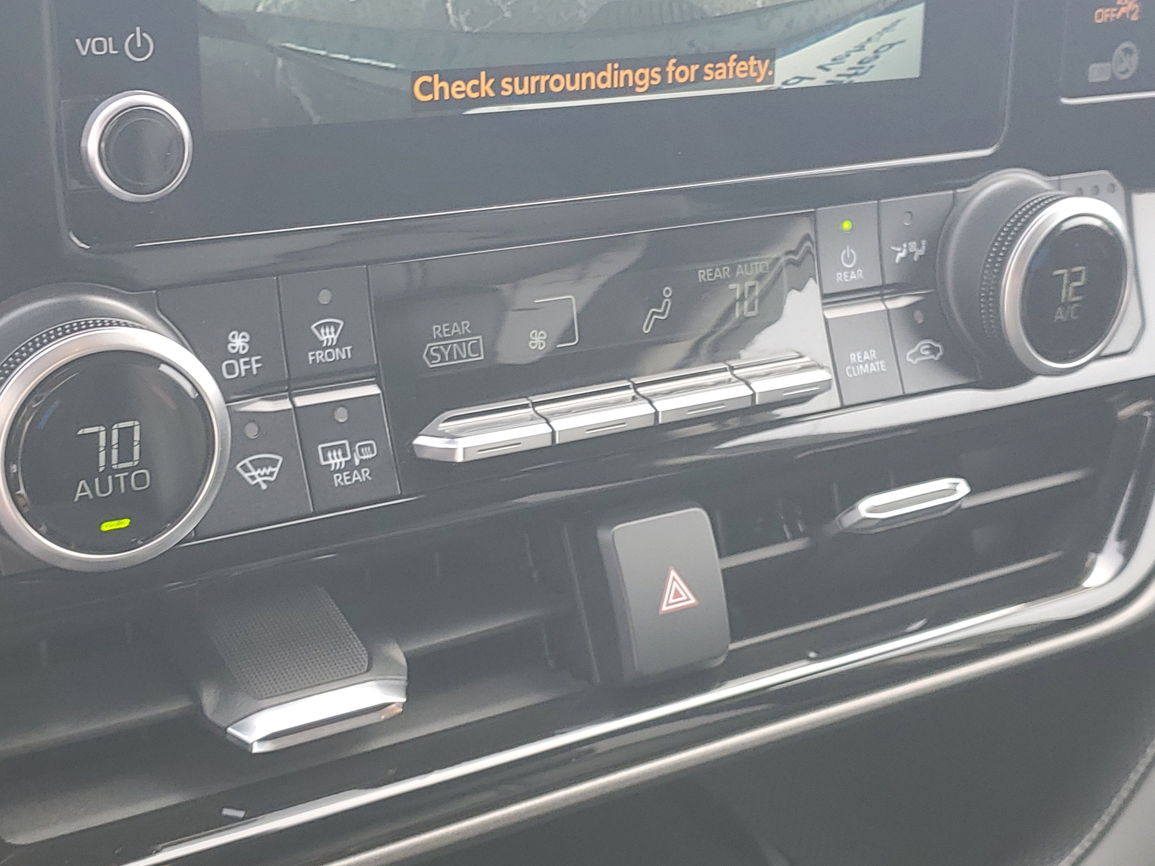 2024 Toyota Highlander Hybrid XLE