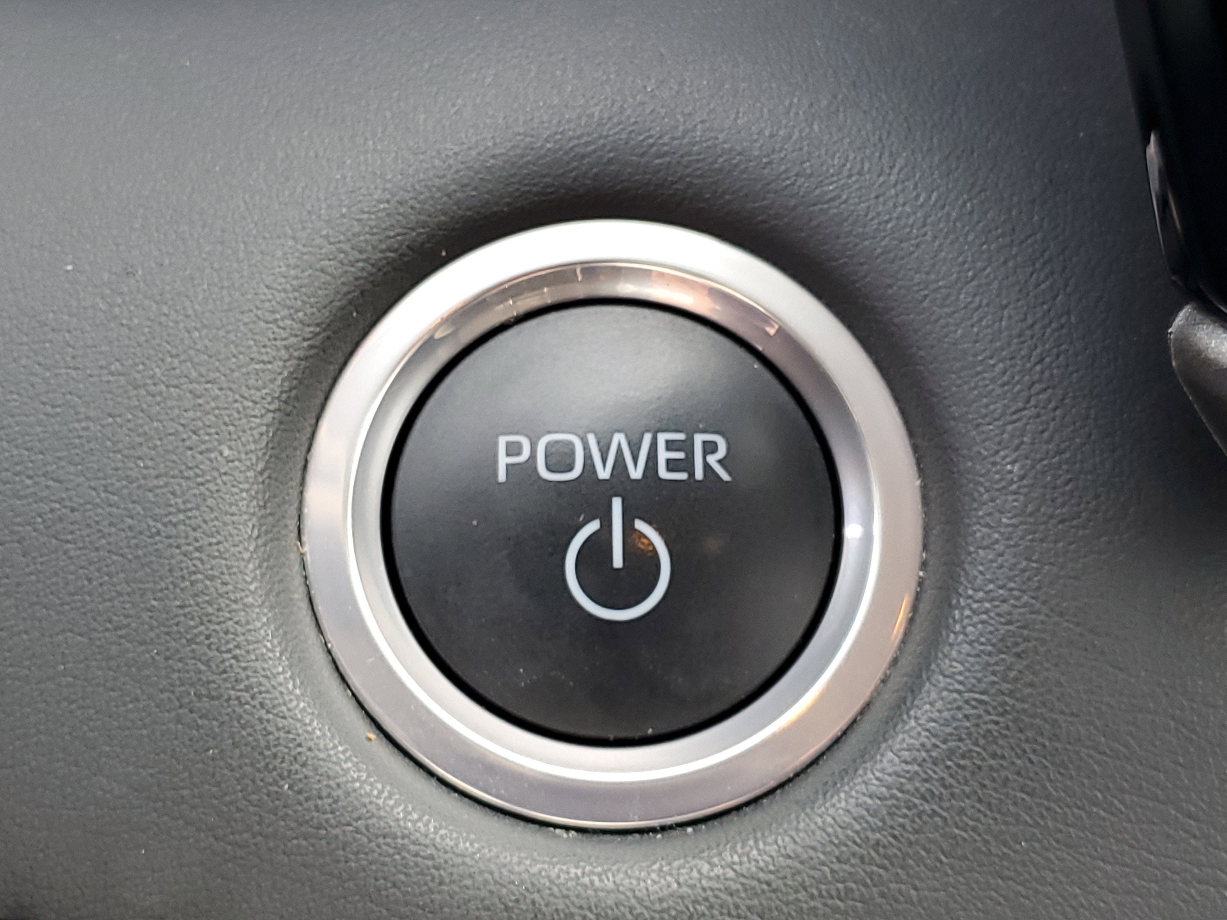 2024 Toyota Highlander Hybrid XLE