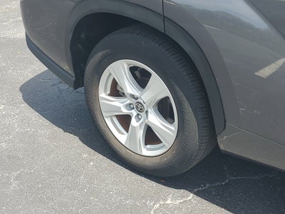 2023 Toyota Highlander LE