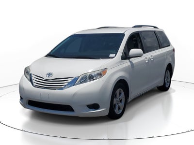 2015 Toyota Sienna LE