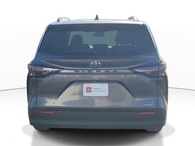 2023 Toyota Sienna XLE