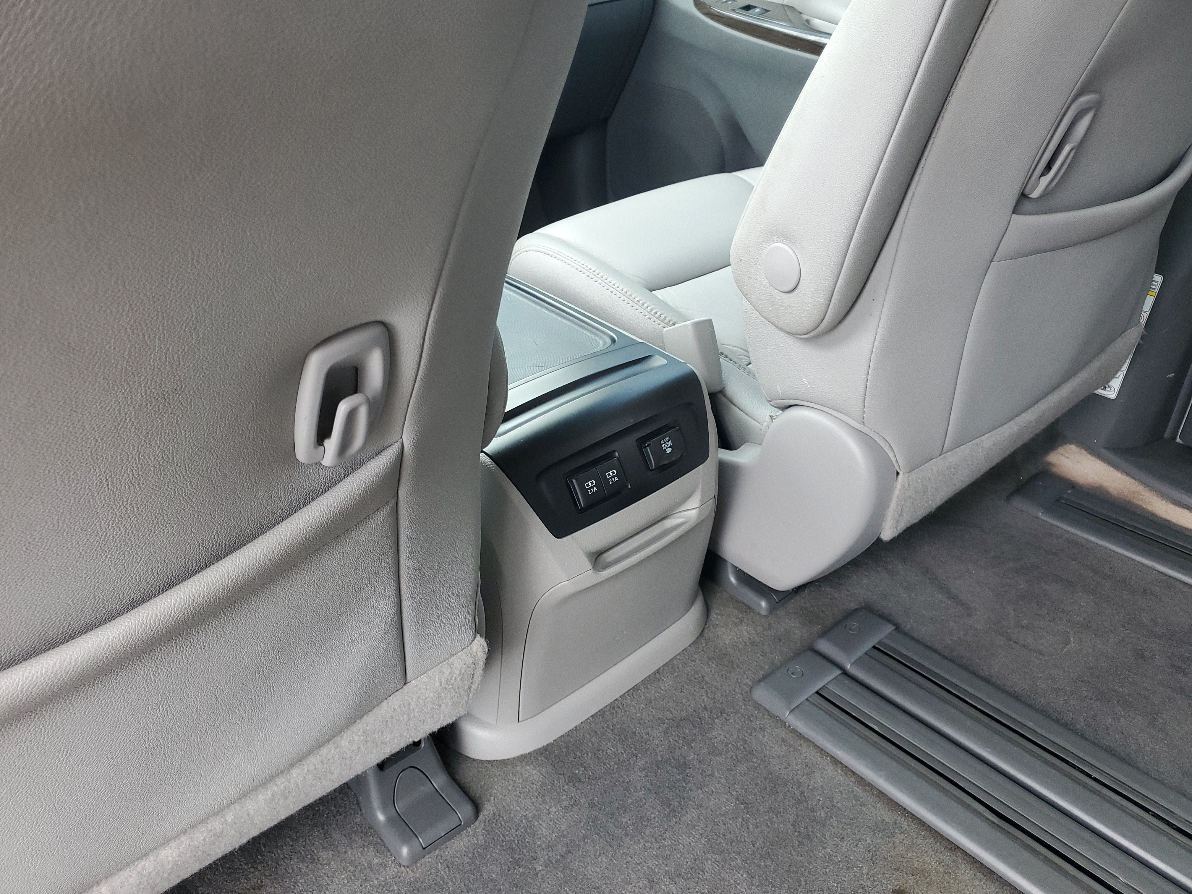 2018 Toyota Sienna XLE Auto Access Seat