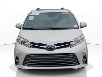 2018 Toyota Sienna XLE Auto Access Seat