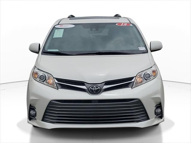 2018 Toyota Sienna XLE Auto Access Seat