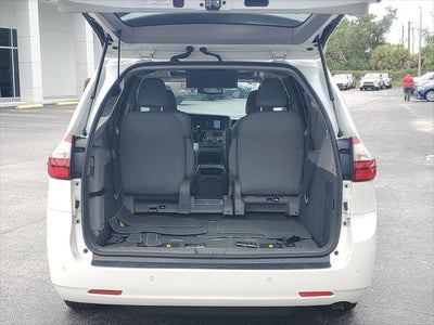 2018 Toyota Sienna XLE Auto Access Seat