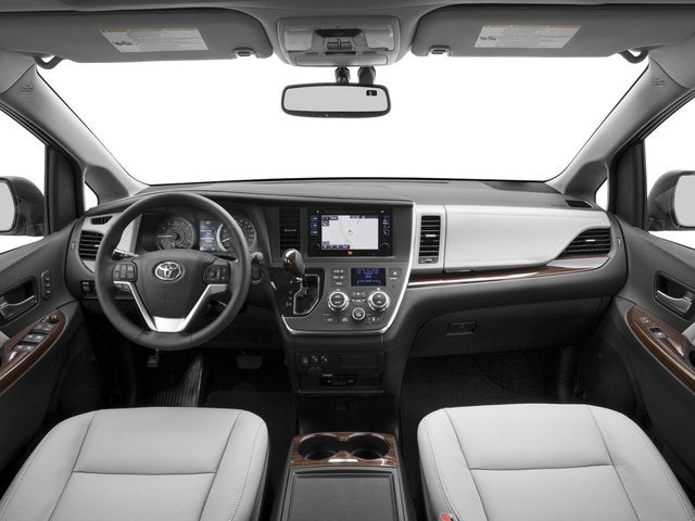 2017 Toyota Sienna XLE Auto Access Seat