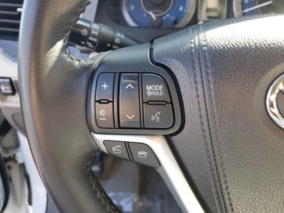 2017 Toyota Sienna XLE