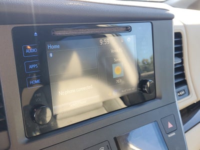 2017 Toyota Sienna XLE