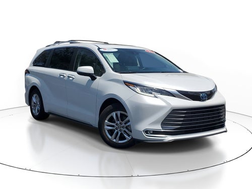 2022 Toyota Sienna Limited