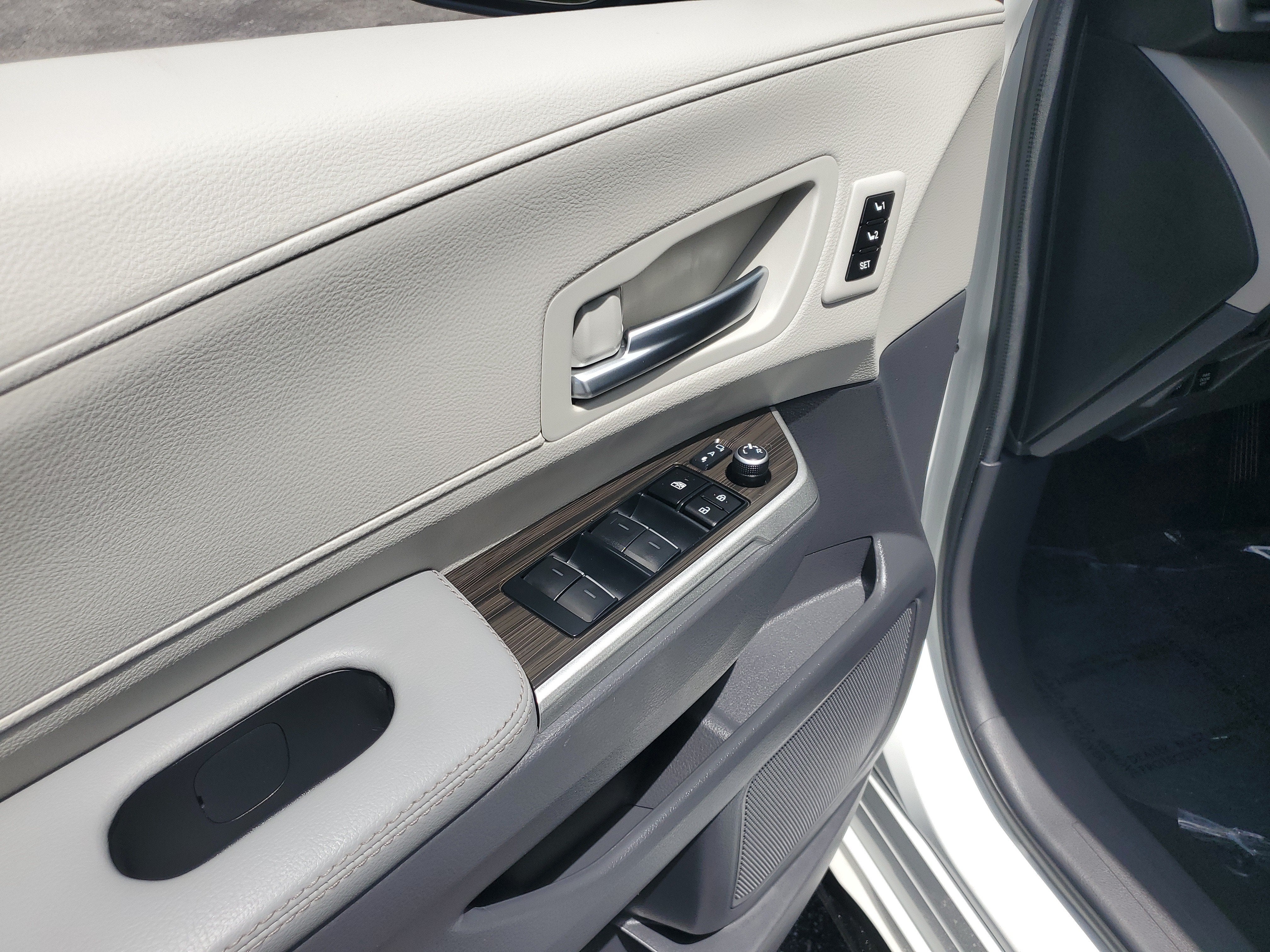 2024 Toyota Sienna Limited