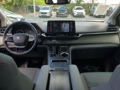 2024 Toyota Sienna Limited