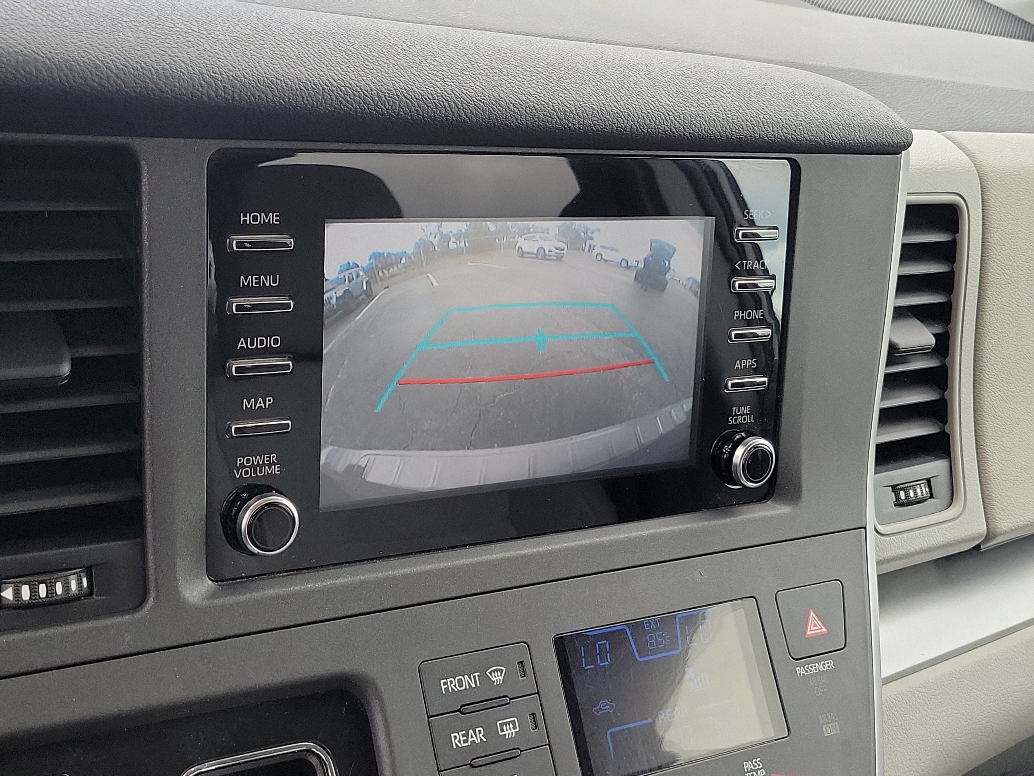 2020 Toyota Sienna L