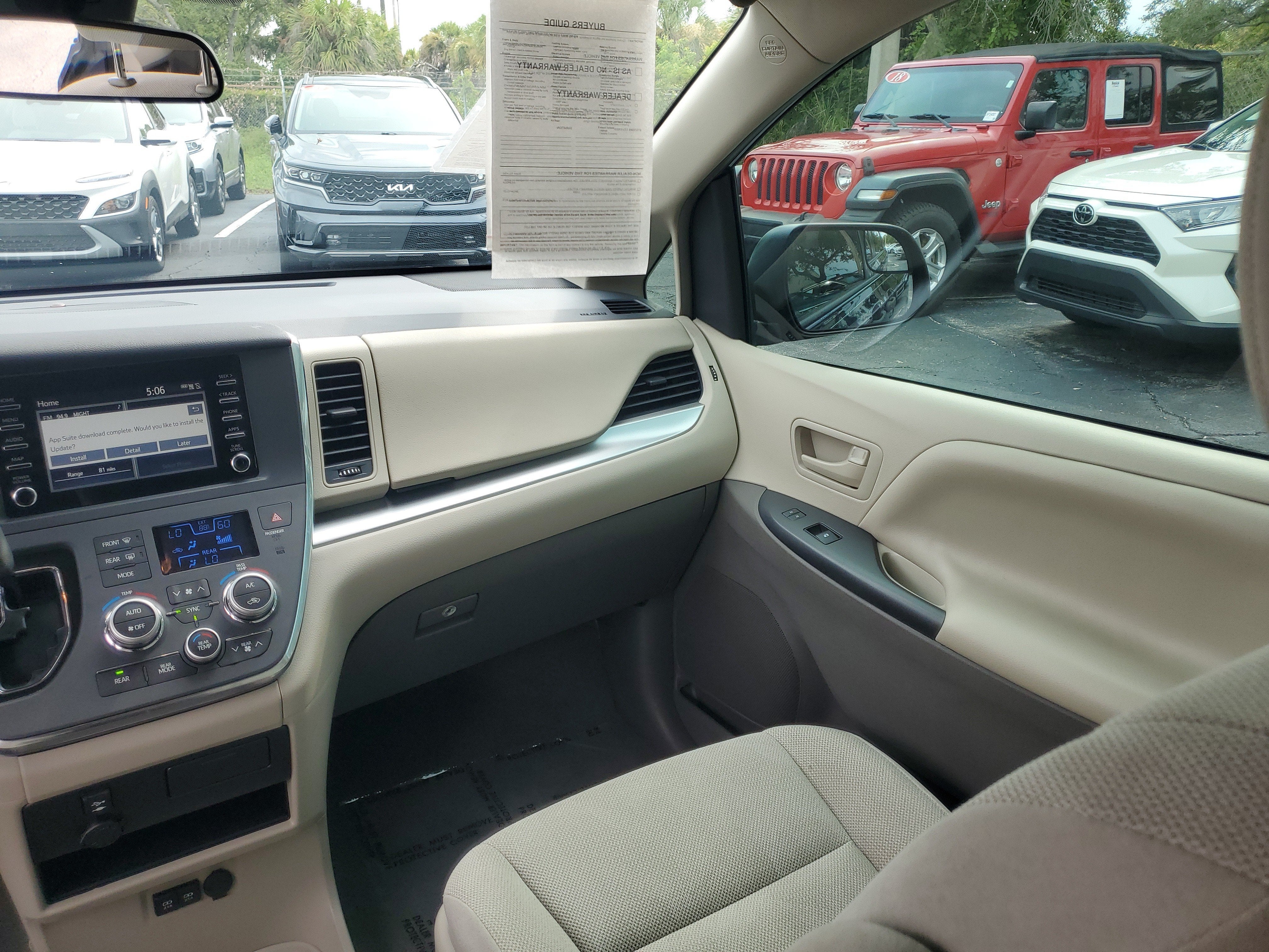 2019 Toyota Sienna L