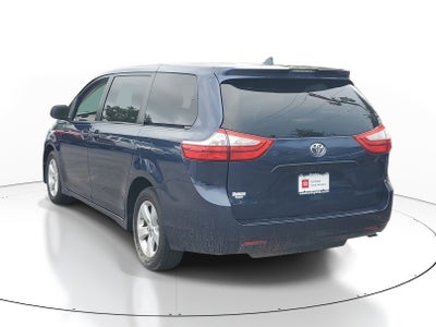 2019 Toyota Sienna L