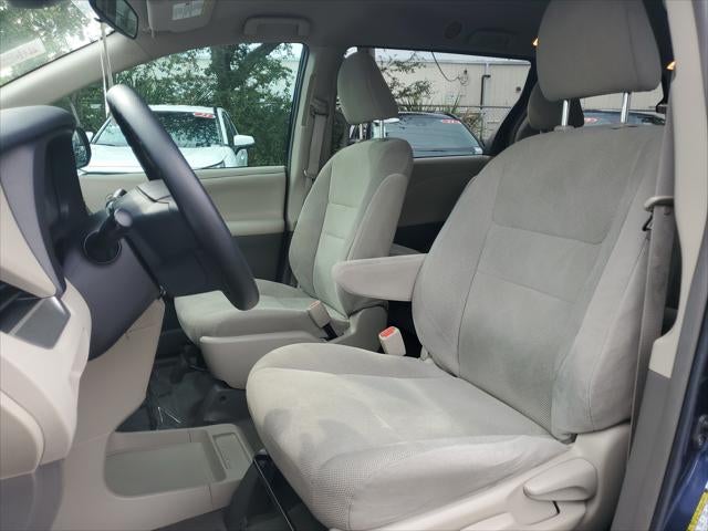 2019 Toyota Sienna L