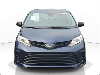 2019 Toyota Sienna L