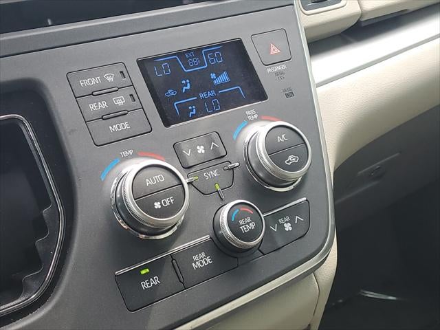 2019 Toyota Sienna L
