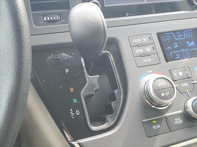 2019 Toyota Sienna L