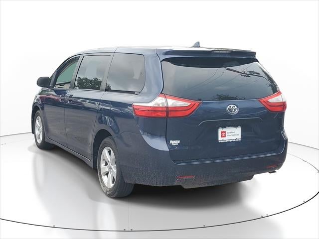 2019 Toyota Sienna L
