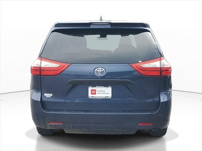 2019 Toyota Sienna L
